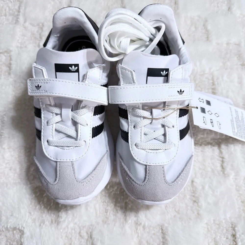 Adidas Kids White and Black Striped Sneakers size 10k 10T unisex NEW - NWT